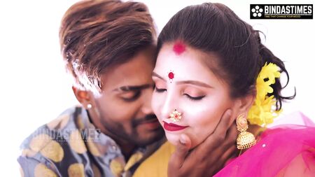 El polvo de la noche de bodas de la «bhabhi» india desi: vídeo completo y sin censura de su primera vez