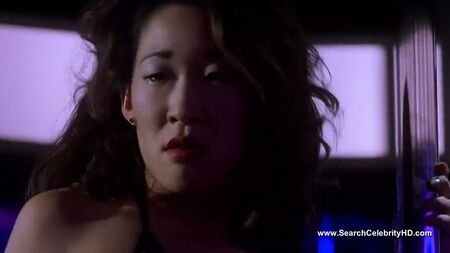 Sandra Oh desnuda - Bailando en el Blue Iguana - HD