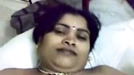 Sexo con tías de Orissa