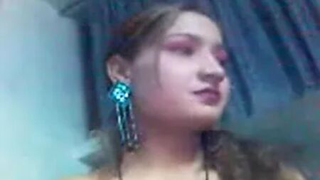 Hira, una prostituta paquistaní realmente sexy, descubierta por su cliente