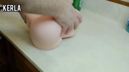 Reseña de juguetes sexuales con muñecas adultas de trasero realista, por Kerla Shop