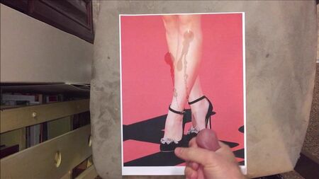 Joey King: Homenaje al semen 06