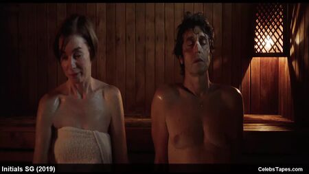 Julianne Nicholson y Sabrina Alfonso: escena de sexo desnudas y desenfrenadas