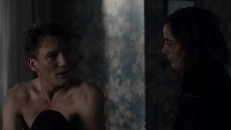 Dark, temporada 1, episodio 1: Escena de sexo
