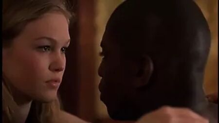 Escena de Julia Stiles de 2001