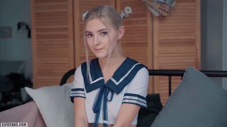 Eva Elfie - Kawaii Colegiala Consigue Creampie y Facial ## rubia rusa lindo adolescente grandes tetas uniforme sexo porno porno ruso