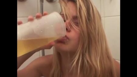 amateur_pissslut_swallow squeamishly drinks piss spit in mouth piss spit