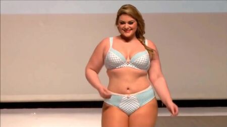plus size Models ❤️ plus size Lingerie show 2016 - grandes bellezas