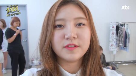 ¡¡¡[Show] Sungyeon x Hyemi x Soyeon x Seunghui Special Cam!!! Camerino espía @ Girls Spirit