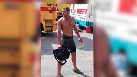Kellan Lutz presume de cuerpo tonificado durante el rodaje de Hércules 3D