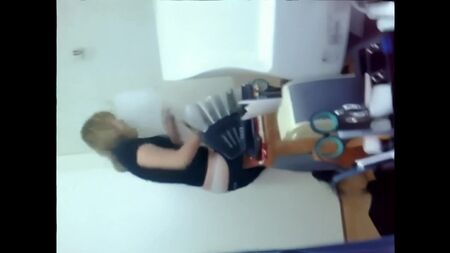 Profesora kazaja y su colega (sexo real)