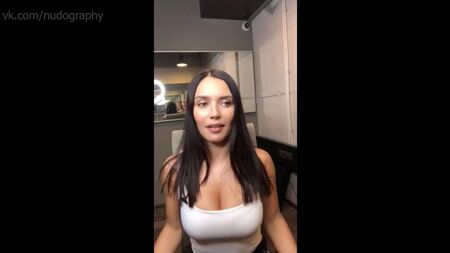 Olga Seriabkina - Transmisión en vivo de Instagram (septiembre 2018) ¿Desnuda? ¡¡¡Sexy!!!