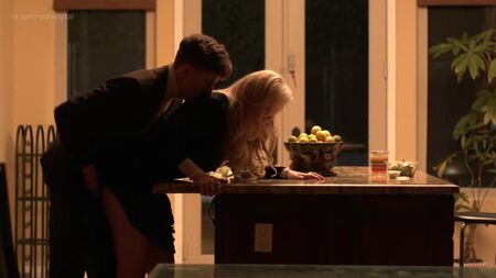 Cindy Rucker Trost desnuda - Love, Mommy (2016) HD 1080p Watch Online