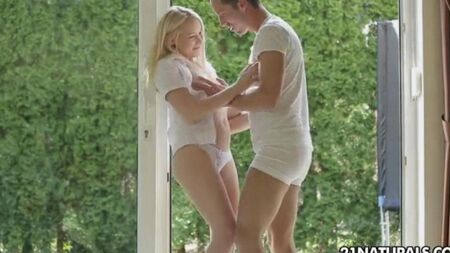 Hermoso sexo delicado con rubia