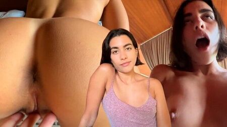 Pussy prueba el pene