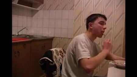 Incesto Madre e hijo Cáncer Fuck in the Kitchen
