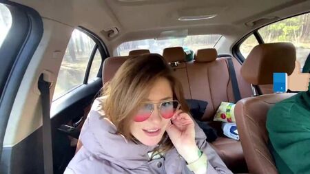 Ella fue retirada como una puta miserable