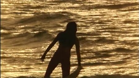 Phoebe Cates desnuda - «Paradise» (1982)