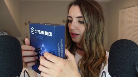 [Gibi ASMR] [ASMR] Golpeteos lentos sobre objetos nuevos y diferentes (susurrado)