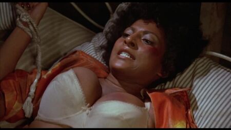 Pam Grier desnuda - Foxy Brown (1974) HD 1080p