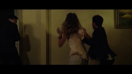 Dawn Olivieri desnuda - Darc (2018) HD 1080p Ver en línea