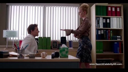Betty Gilpin desnuda - Nurse Jackie