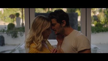 Ashley Benson - «Private Property» (2022) HD 1080p ¿Desnuda? ¡Qué sexy! Ver online
