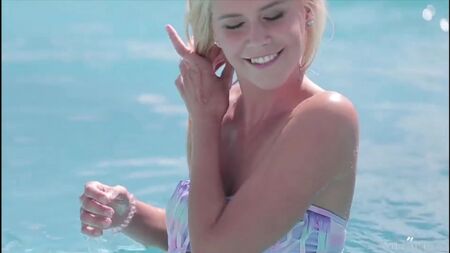 Tracy: un vídeo de desnudos de Met-Art