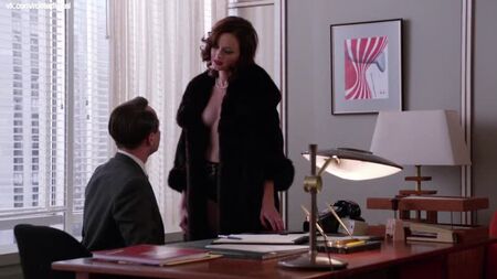 Alexis Bledel desnuda - Mad Men (2012) T5, ep. 9-13 en HD 1080p. Ver online