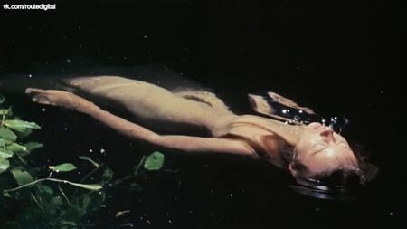 Jenny Agutter desnuda - Walkabout (1971) HD 720p Ver online