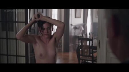 Kristen Stewart, Chloë (Chloe) Sevigny desnudas - Lizzie (2018) Ver online / Kristen Stewart, Chloë (Chloe) Sevigny - La venganza de Lizzie Borden