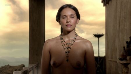 Lesley-Ann Brandt desnuda - Spartacus: Sangre y arena - T1E3 (EE. UU., 2010) 1080p
