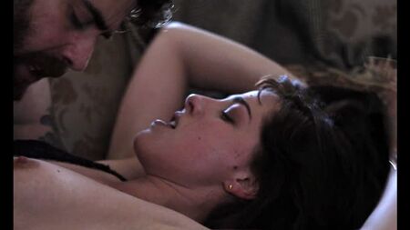 Olivia Thirlby desnuda - Between Us (2016) HD 1080p Ver en línea / Olivia Thirlby - Between Us