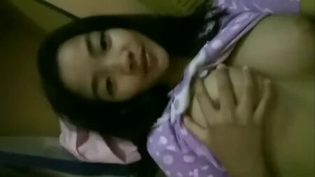 Desnudos de chicas amateur indonesias