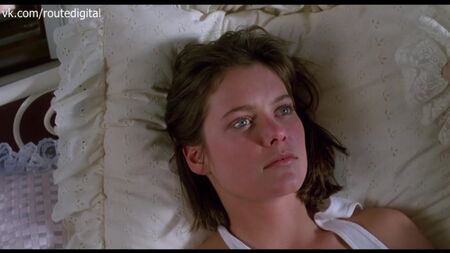 Carey Lowell desnuda - «Dangerously Close» (1986) HD 1080p Blu-ray: ver online