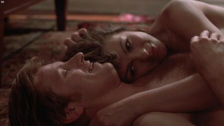 Elizabeth Hurley desnuda - Double Whammy (2001) Ver online / Elizabeth Hurley - Double Whammy