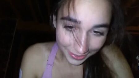 se folla a una menor (por encima, porno, folla, coño, polla, joven, colegiala, delgada, jovencita, tetas, se corre dentro, culo, boca, anal, semen)
