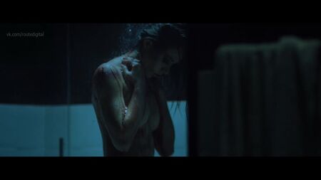 Cristine Reyes desnuda - María (2019) HD 1080p Ver online / Kristina Reyes - María