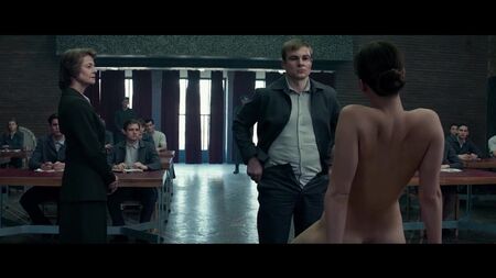 Jennifer Lawrence (escenas de sexo de Jennifer Lawrence en «Red Sparrow», 2018)