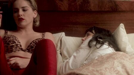 Isabelle Adjani desnuda, Sharon Stone sexy - Diabolique (1996) HD 1080p en Internet