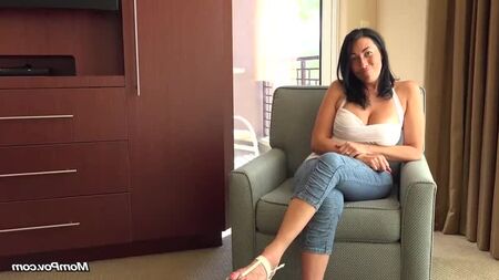 Me la tiré a una madre madura hasta que tuvo varios orgasmos, sexo en primera persona con una madre, porno, follar, mujer, orgasmo, tetas grandes, tetas grandes, curvilínea, milf, madura (Hot&Horny)