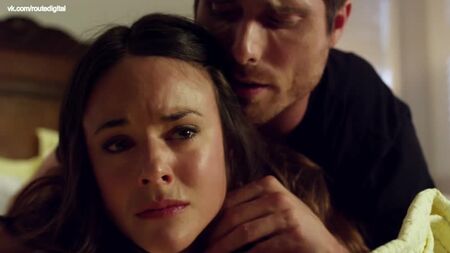Sarah Butler - Infidelidad en los barrios residenciales (2017) HD 1080p Blu-ray ¿Desnudos? ¡Qué morbo! Ver online