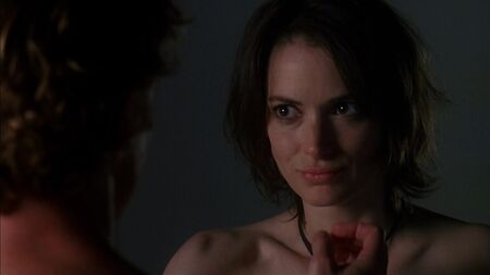 Winona Ryder desnuda – Sexo y muerte 101 (2007) HD 1080p Ver online / Winona Ryder – Sexo y muerte 101