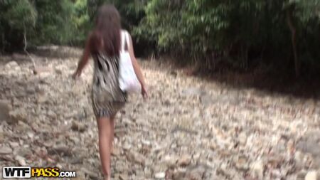 Escenas de sexo en vacaciones en Tailandia, chicas en bikini follando de vacaciones [POV, coño, todo tipo de sexo, al aire libre, anal, adolescentes, mamadas, garganta profunda, gonzo, porno en HD]