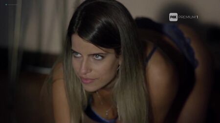 Maria Bopp, Miriam Lanzoni desnuda - Me llaman Bruna (BR 2017) t2e1-2 HDTV 720p
