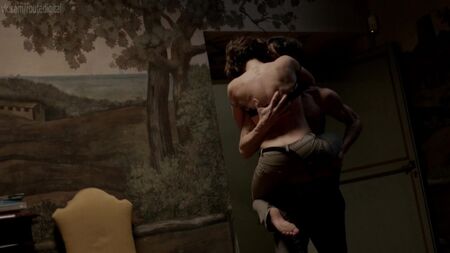 Giulia Michelini desnuda - Il bosco, temporada 1, episodios 1-4 (2015) HD 1080p. Ver online