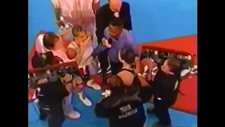 Christy Martin contra Lisa Holewyne - HBO PPV, 17 de noviembre de 2001