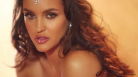 JACLYN SWEDBERG EN «SWEET RETREAT», erótico