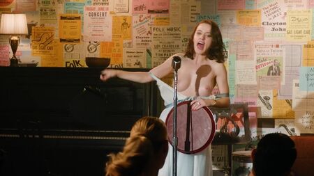 Rachel Brosnahan y Kyla Walker, desnudas y sensuales - La maravillosa Sra. Maisel (2017), temporada 1, episodio 1, HD 1080p