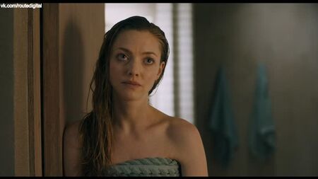 Amanda Seyfried desnuda (cubierta) - «You Should Have Left» (2020) HD 1080p Blu-ray: ver online